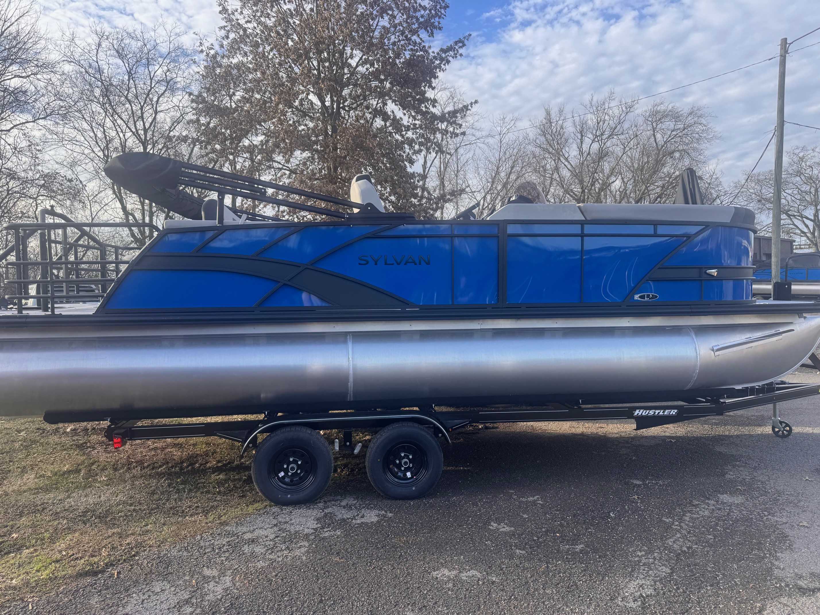 2026 Sylvan L3 CLZ DH - Image 1